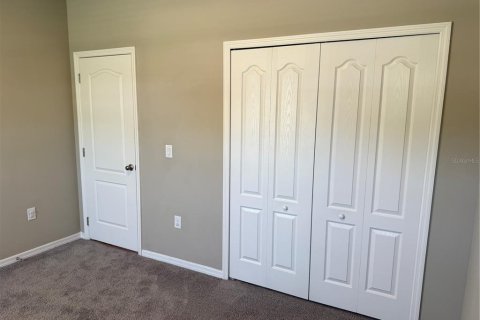 Villa ou maison à louer à Leesburg, Floride: 3 chambres, 183.76 m2 № 2102383 - photo 5