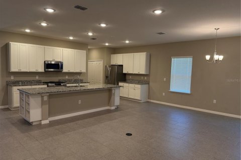 Villa ou maison à louer à Leesburg, Floride: 3 chambres, 183.76 m2 № 2102383 - photo 18