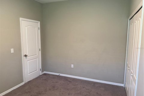 Villa ou maison à louer à Leesburg, Floride: 3 chambres, 183.76 m2 № 2102383 - photo 10