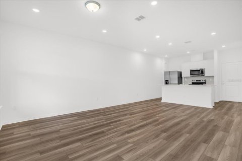 Adosado en alquiler en Orlando, Florida, 3 dormitorios, 144.28 m2 № 1903410 - foto 4