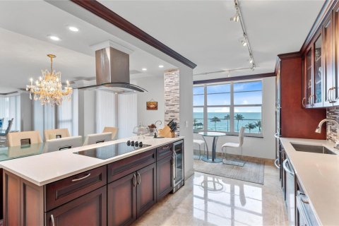 Condo in Fort Lauderdale, Florida, 3 bedrooms  № 2171975 - photo 4