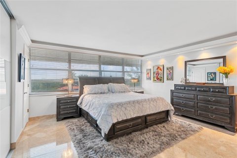 Condo in Fort Lauderdale, Florida, 3 bedrooms  № 2171975 - photo 26