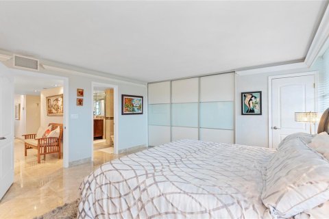 Condo in Fort Lauderdale, Florida, 3 bedrooms  № 2171975 - photo 27