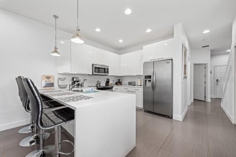 Adosado en alquiler en Clermont, Florida, 3 dormitorios, 140.47 m2 № 1829617 - foto 4