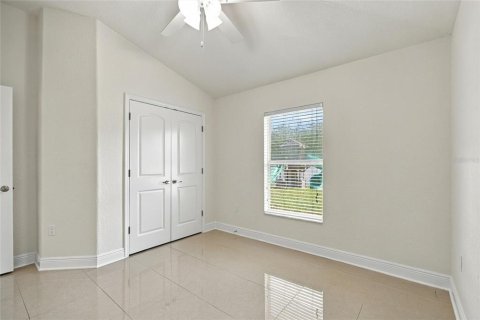House in Winter Haven, Florida 4 bedrooms, 154.68 sq.m. № 2425328 - photo 28