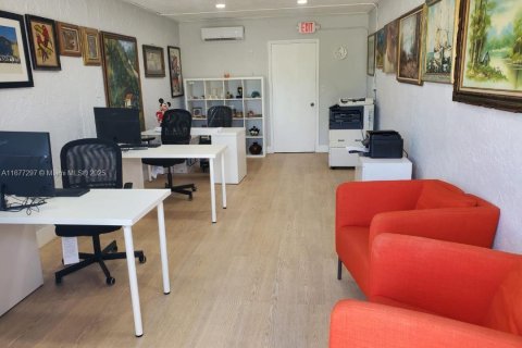 Immobilier commercial à vendre à Homestead, Floride № 1990396 - photo 1