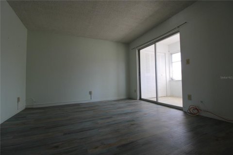 Copropriété à louer à Winter Haven, Floride: 1 chambre, 65.5 m2 № 479271 - photo 6