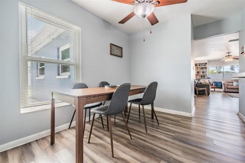 Casa en venta en Tampa, Florida, 3 dormitorios, 133.69 m2 № 1826323 - foto 8