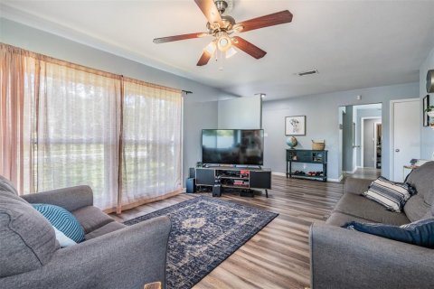 Casa en venta en Tampa, Florida, 3 dormitorios, 133.69 m2 № 1826323 - foto 5