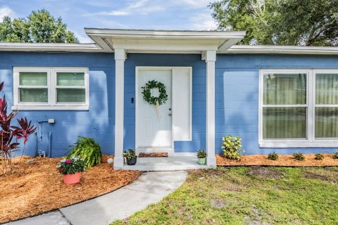Casa en venta en Tampa, Florida, 3 dormitorios, 133.69 m2 № 1826323 - foto 1