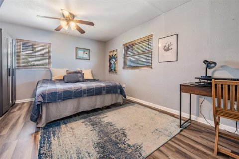 Casa en venta en Tampa, Florida, 3 dormitorios, 133.69 m2 № 1826323 - foto 14