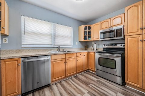 Casa en venta en Tampa, Florida, 3 dormitorios, 133.69 m2 № 1826323 - foto 12