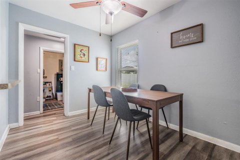 Casa en venta en Tampa, Florida, 3 dormitorios, 133.69 m2 № 1826323 - foto 9