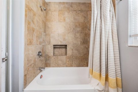 Casa en venta en Tampa, Florida, 3 dormitorios, 133.69 m2 № 1826323 - foto 19