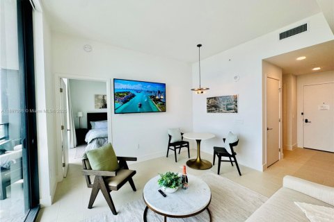 Condo in Miami, Florida, 1 bedroom  № 1953544 - photo 11