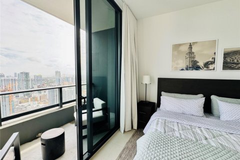 Condo in Miami, Florida, 1 bedroom  № 1953544 - photo 24