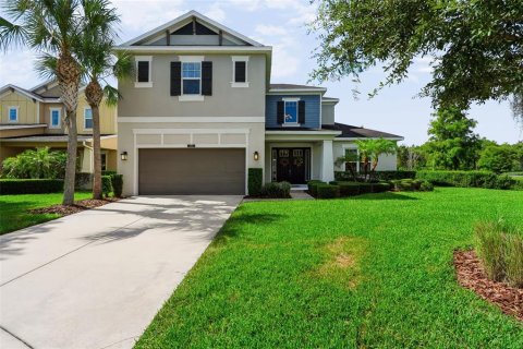 Villa ou maison à CONNERTON

 à Land O' Lakes, Floride 4 chambres, 313.82 m2 № 2351777