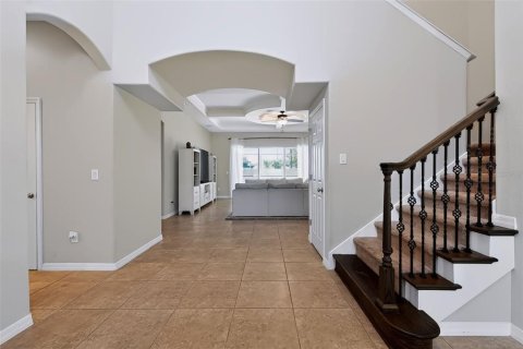 House in CONNERTON

 in Land O' Lakes, Florida 4 bedrooms, 313.82 sq.m. № 2351777 - photo 4
