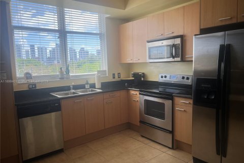 Снять в аренду кондоминиум в Майами, Флорида 1 спальня, 72.74м2, № 1957705 - фото 22