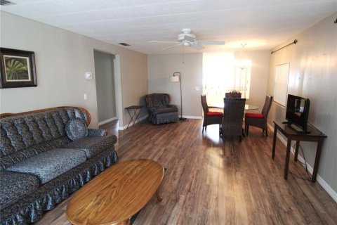 Apartamento en alquiler en Sarasota, Florida, 2 dormitorios, 116.13 m2 № 1552407 - foto 4