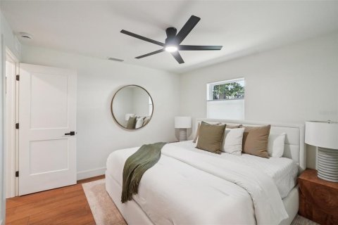 House in Tampa, Florida 3 bedrooms, 129.69 sq.m. № 2200007 - photo 25