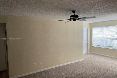 Condo in Orlando, Florida, 1 bedroom  № 1733865 - photo 9