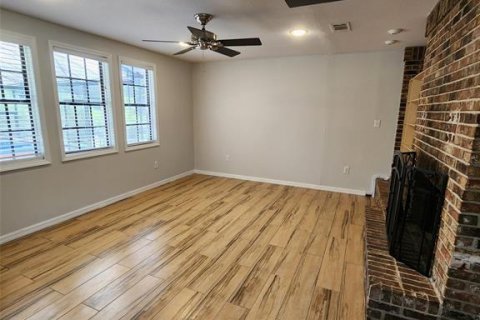 Villa ou maison à louer à Kissimmee, Floride: 4 chambres, 260.13 m2 № 2431753 - photo 6