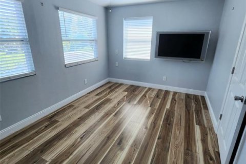 Villa ou maison à louer à Kissimmee, Floride: 4 chambres, 260.13 m2 № 2431753 - photo 13