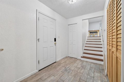 Купить кондоминиум в Пинеллас-Парк, Флорида 5 комнат, 150.5м2, № 2258486 - фото 27