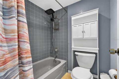 Купить кондоминиум в Пинеллас-Парк, Флорида 5 комнат, 150.5м2, № 2258486 - фото 13