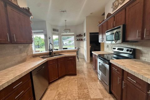 Casa en venta en Orlando, Florida, 4 dormitorios, 195.84 m2 № 2386251 - foto 13