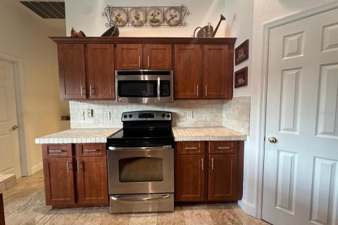Casa en venta en Orlando, Florida, 4 dormitorios, 195.84 m2 № 2386251 - foto 15