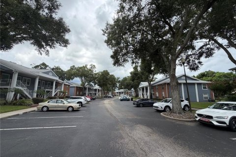 Condo in Orlando, Florida, 2 bedrooms  № 2283394 - photo 17