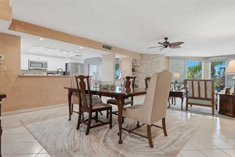 Copropriété à vendre à Tierra Verde, Floride: 3 chambres, 207.17 m2 № 2196478 - photo 11