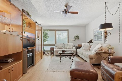 Copropriété à vendre à Tierra Verde, Floride: 3 chambres, 207.17 m2 № 2196478 - photo 10