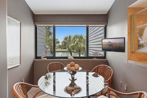 Copropriété à vendre à Tierra Verde, Floride: 3 chambres, 207.17 m2 № 2196478 - photo 23