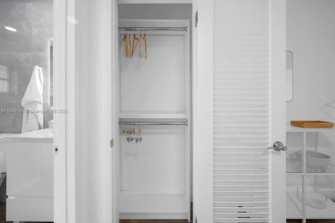Copropriété à louer à Miami Beach, Floride: 38.09 m2 № 1849330 - photo 4
