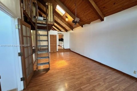 Villa ou maison à louer à Plantation, Floride: 2 chambres, 95.69 m2 № 1974021 - photo 9