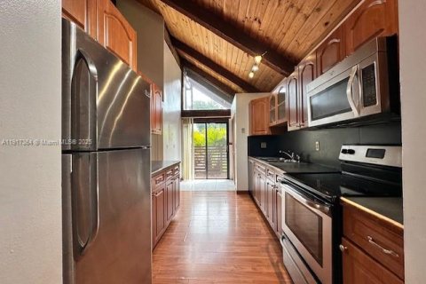 Villa ou maison à louer à Plantation, Floride: 2 chambres, 95.69 m2 № 1974021 - photo 4