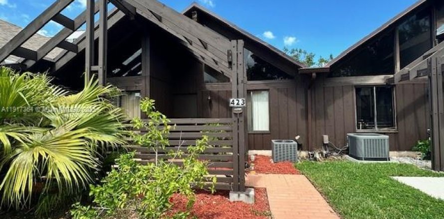 Villa ou maison à Plantation, Floride 2 chambres, 95.69 m2 № 1974021