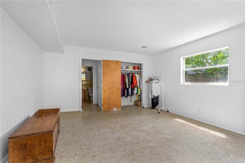 Villa ou maison à vendre à New Smyrna Beach, Floride: 4 chambres, 112.88 m2 № 1734368 - photo 27