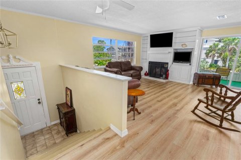 Villa ou maison à vendre à New Smyrna Beach, Floride: 4 chambres, 112.88 m2 № 1734368 - photo 6