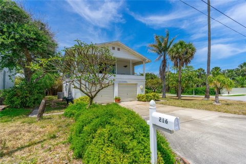 Villa ou maison à vendre à New Smyrna Beach, Floride: 4 chambres, 112.88 m2 № 1734368 - photo 1