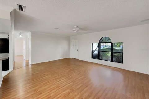House in Lakeland, Florida 3 bedrooms, 137.77 sq.m. № 1899373 - photo 3