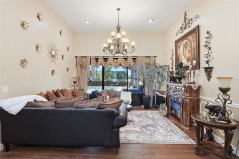 House in Clermont, Florida 6 bedrooms, 361.85 sq.m. № 2104623 - photo 17