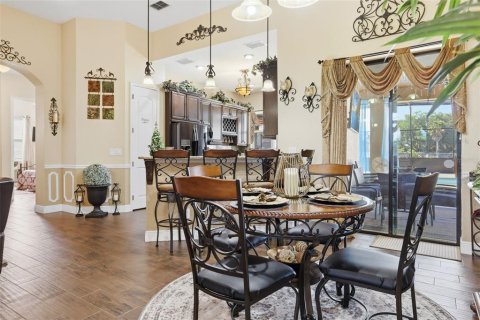 House in Clermont, Florida 6 bedrooms, 361.85 sq.m. № 2104623 - photo 22