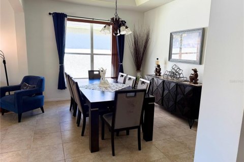 Villa ou maison à vendre à Orlando, Floride: 4 chambres, 266.72 m2 № 2400437 - photo 8