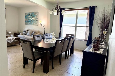 Villa ou maison à vendre à Orlando, Floride: 4 chambres, 266.72 m2 № 2400437 - photo 9
