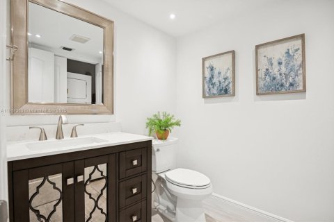 Copropriété à vendre à Pembroke Pines, Floride: 1 chambre, 97.08 m2 № 1975572 - photo 11