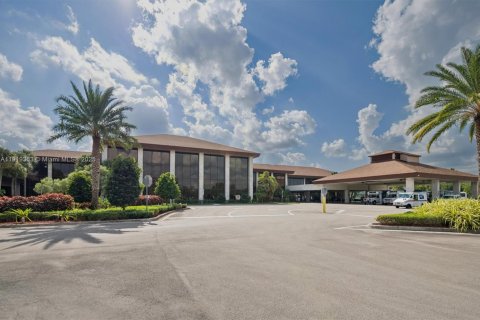 Copropriété à vendre à Pembroke Pines, Floride: 1 chambre, 97.08 m2 № 1975572 - photo 14